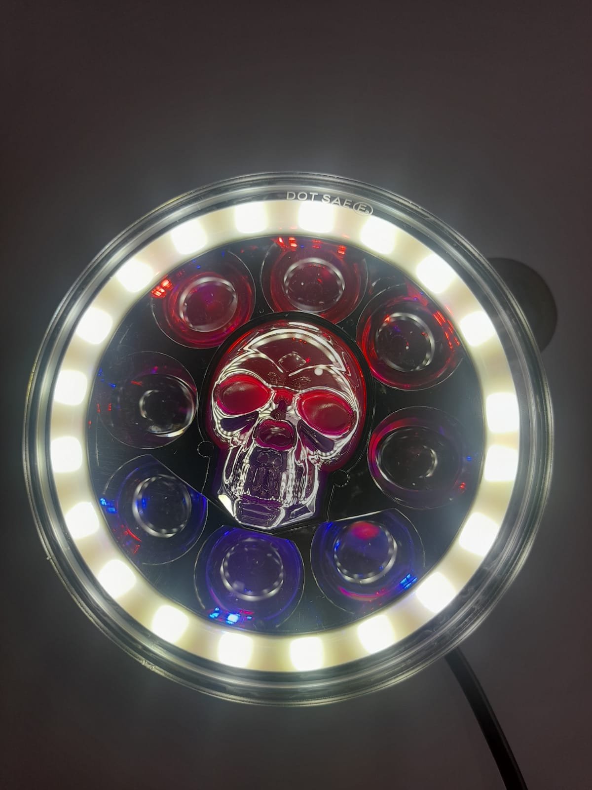 FAROLA 5 Y MEDIA PULGADAS CALAVERA